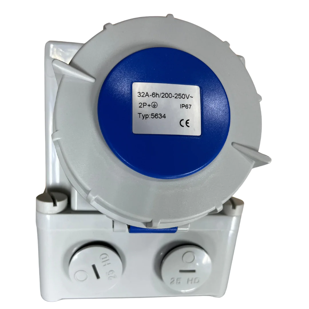 صندوق شامل لشاحن السيارة قاطع الحماية ELCB 1 Phase و ايسوليتر و CCE PLUG - الصورة 4