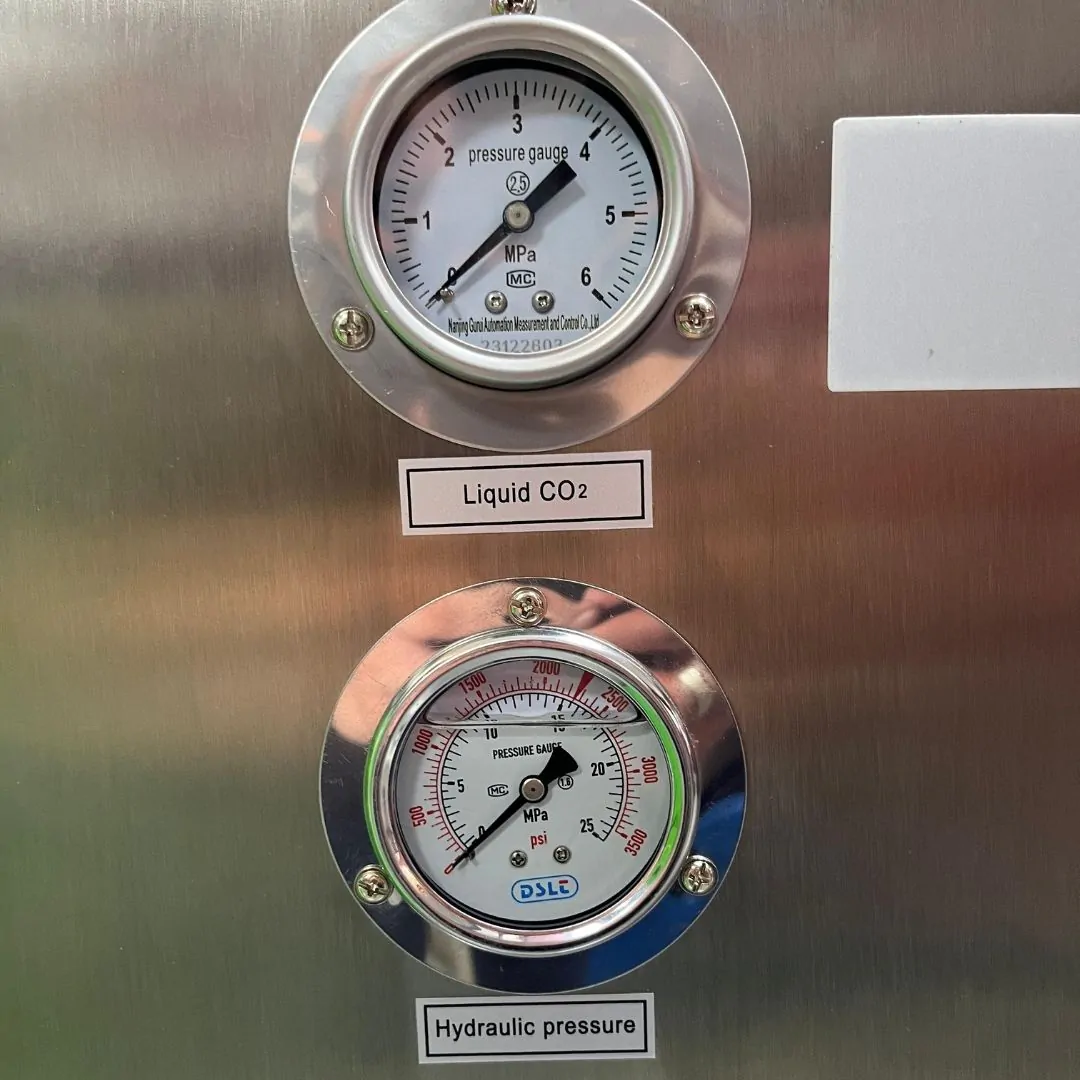 ماكينة صنع الثلج الجاف Dry Ice Maker - الصورة 2